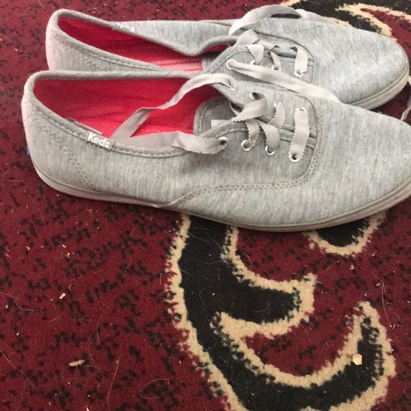 grey keds shoes